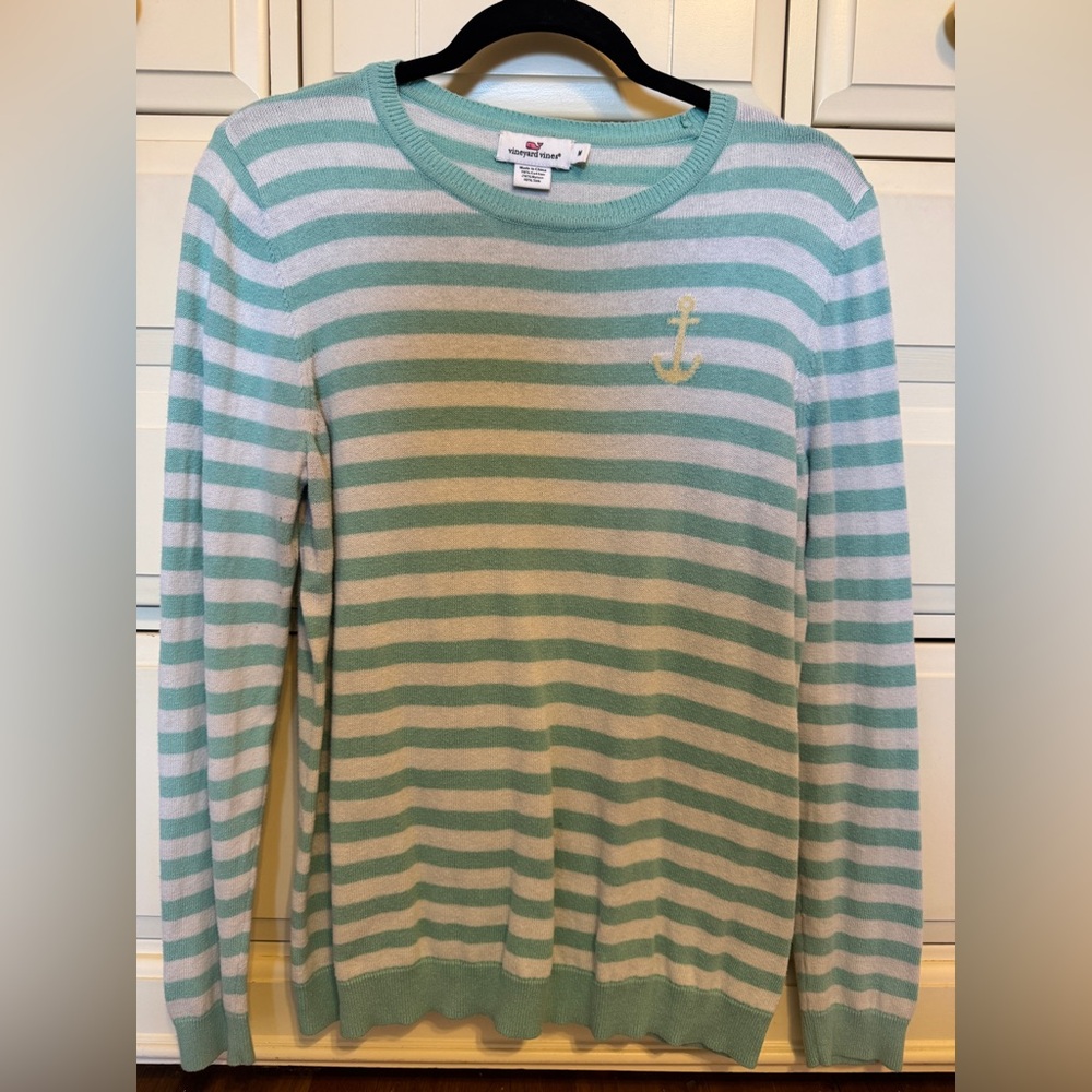 Vineyard Vines white and teal stripe sweater - size medium
